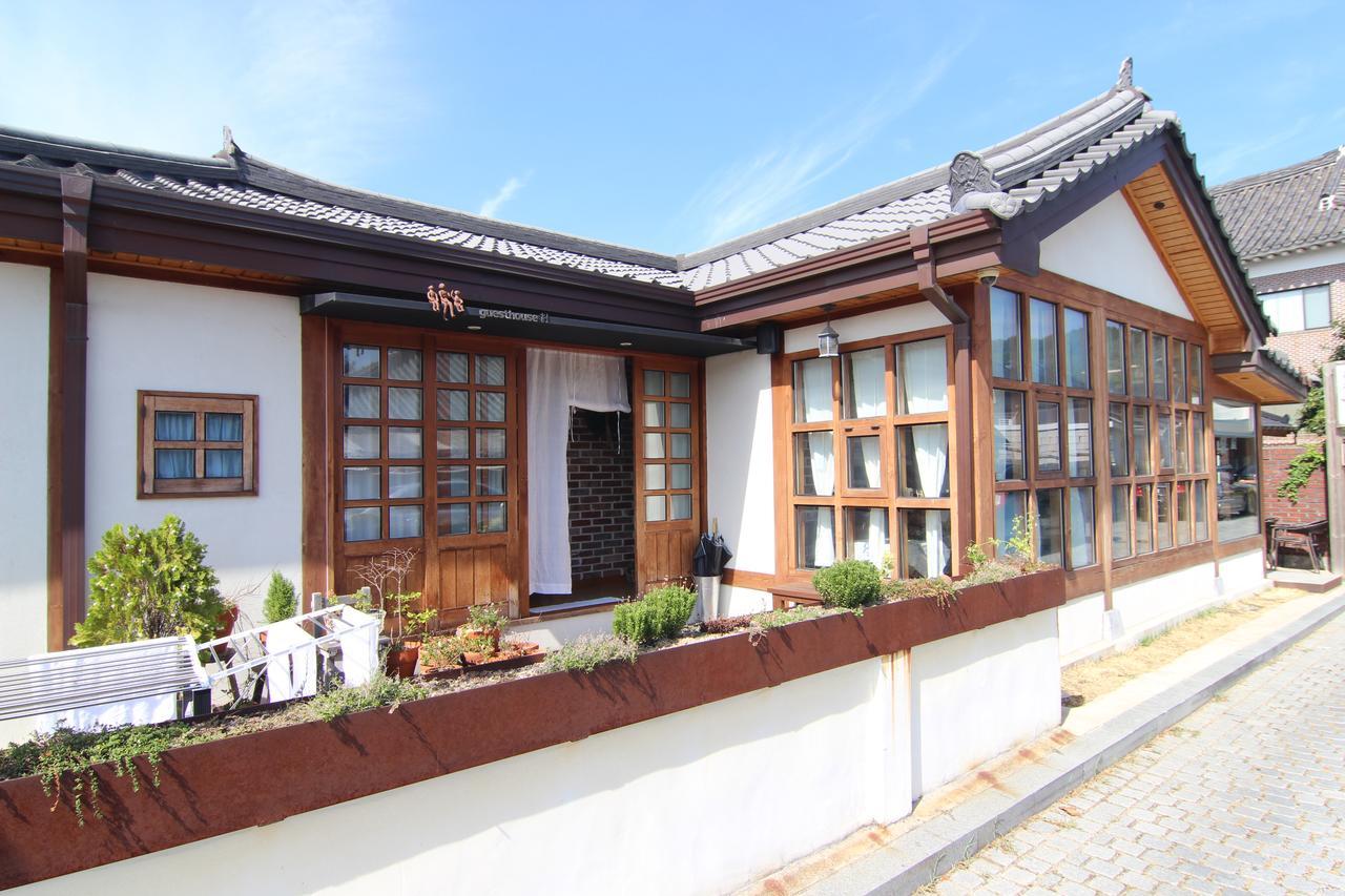 Jeonju Hyun Guesthouse Bagian luar foto