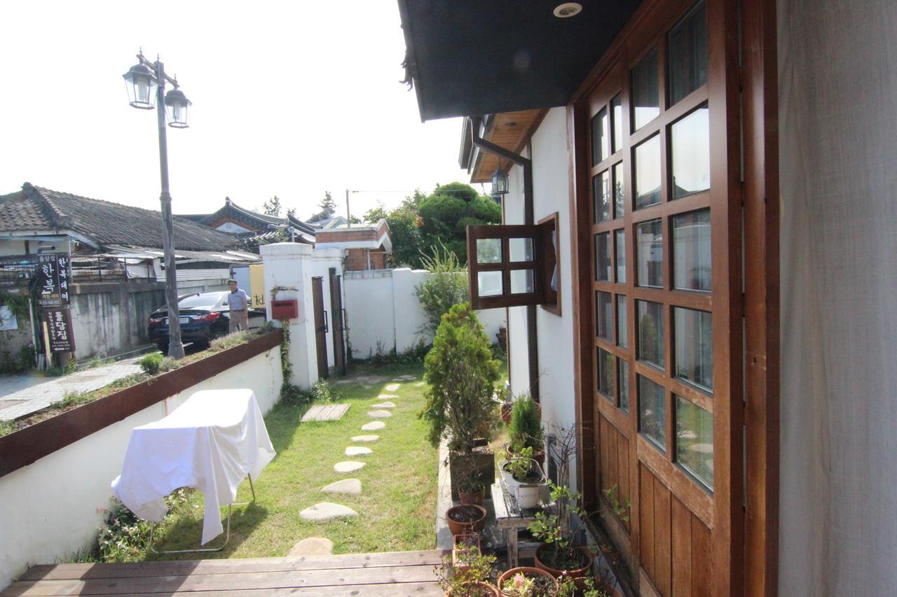 Jeonju Hyun Guesthouse Bagian luar foto